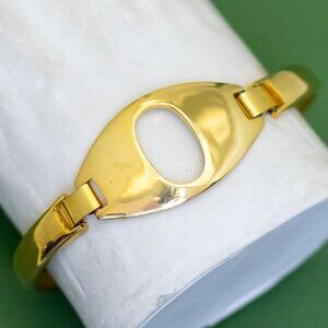 7 inch, Vintage Oval Center Stylish Gold Tone Band Bracelet by Celebrity - K41